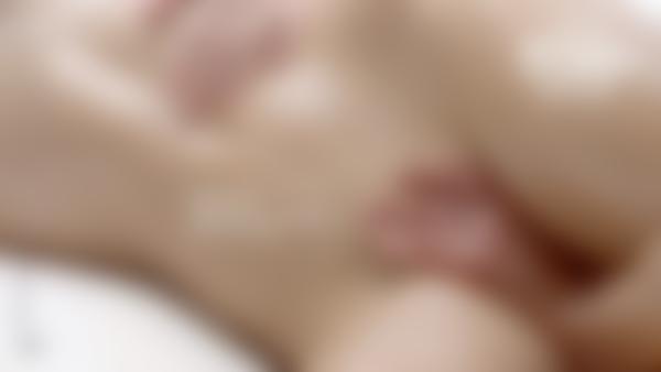 Skjágrip #11 úr kvikmyndinni Anna L og Gea Sensitive Sensual Nudd