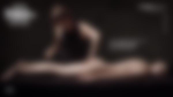 Captura de tela #10 do filme Massagem Erótica com Lama Ariel