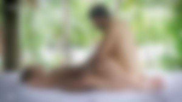 电影 欣喜若狂的色情按摩 中的屏幕截图 #9