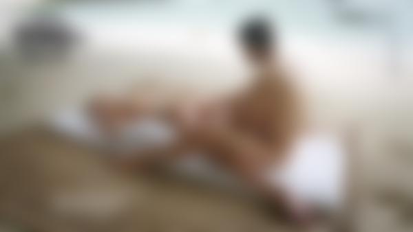 Skärmgrepp #10 från filmen Erotisk strandmassage
