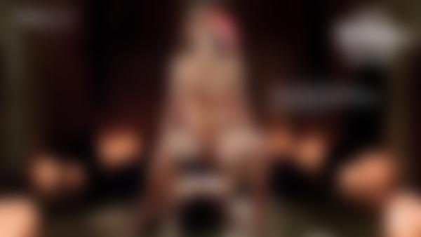 Skærmgreb #11 fra filmen Kvindelig tantrisk tempelmassage