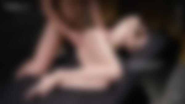 电影 快乐结束按摩 中的屏幕截图 #12