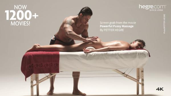 Schermopname #4 uit de film Krachtige kutmassage