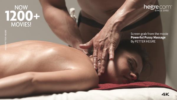 Schermopname #7 uit de film Krachtige kutmassage