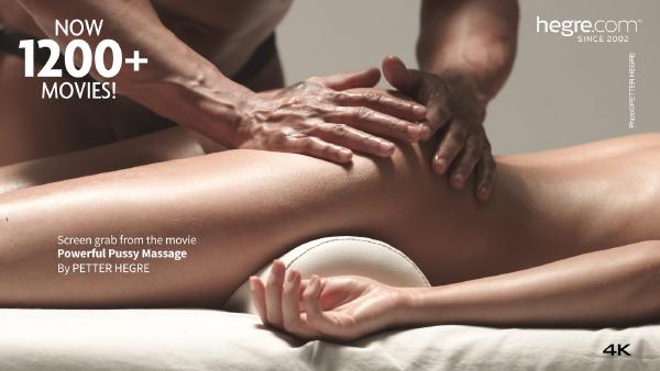 Schermopname #8 uit de film Krachtige kutmassage