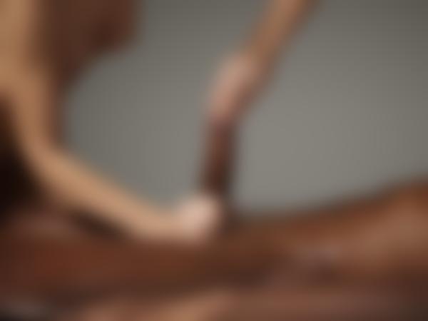 Bild #8 aus der Galerie Charlotta und Goro  Erstkontakt